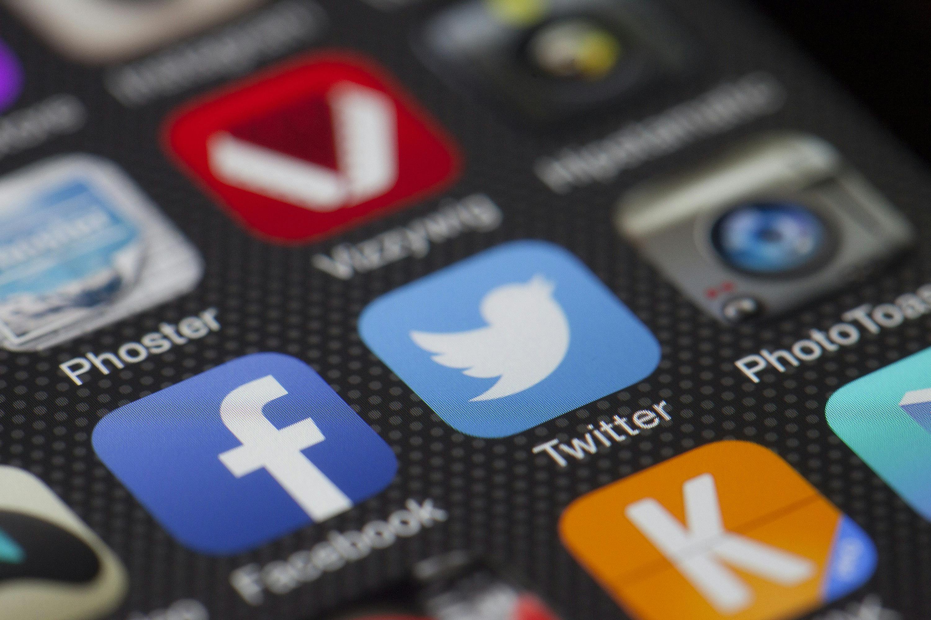 Digital interfaces across social media apps